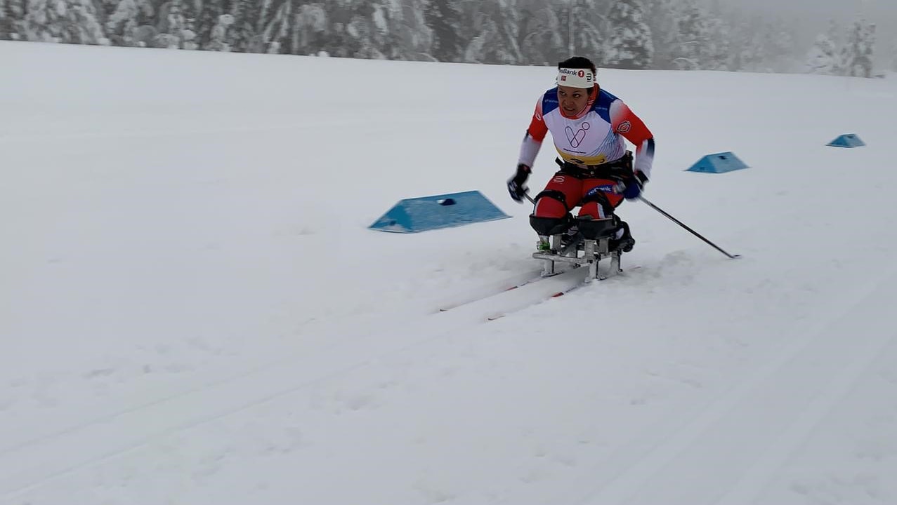 Indira på langrennsløp i Lillehammer